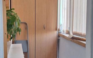 Apartament cu 3 camere/ 60mp/ zona Podu Ros - Poză 7