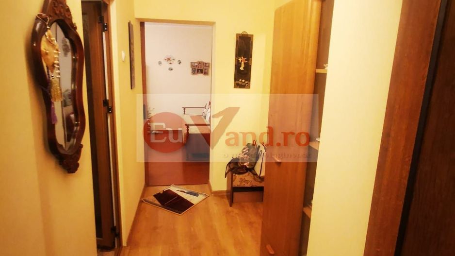 De vanzare apartament cu 3 camere Mazepa 1, BR-uri, etaj 4/10, 98.000 E - Poză 7
