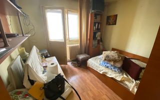 De Vanzare Apartament 3 Camere, Piata Rahova - Sebastian - Poză 1