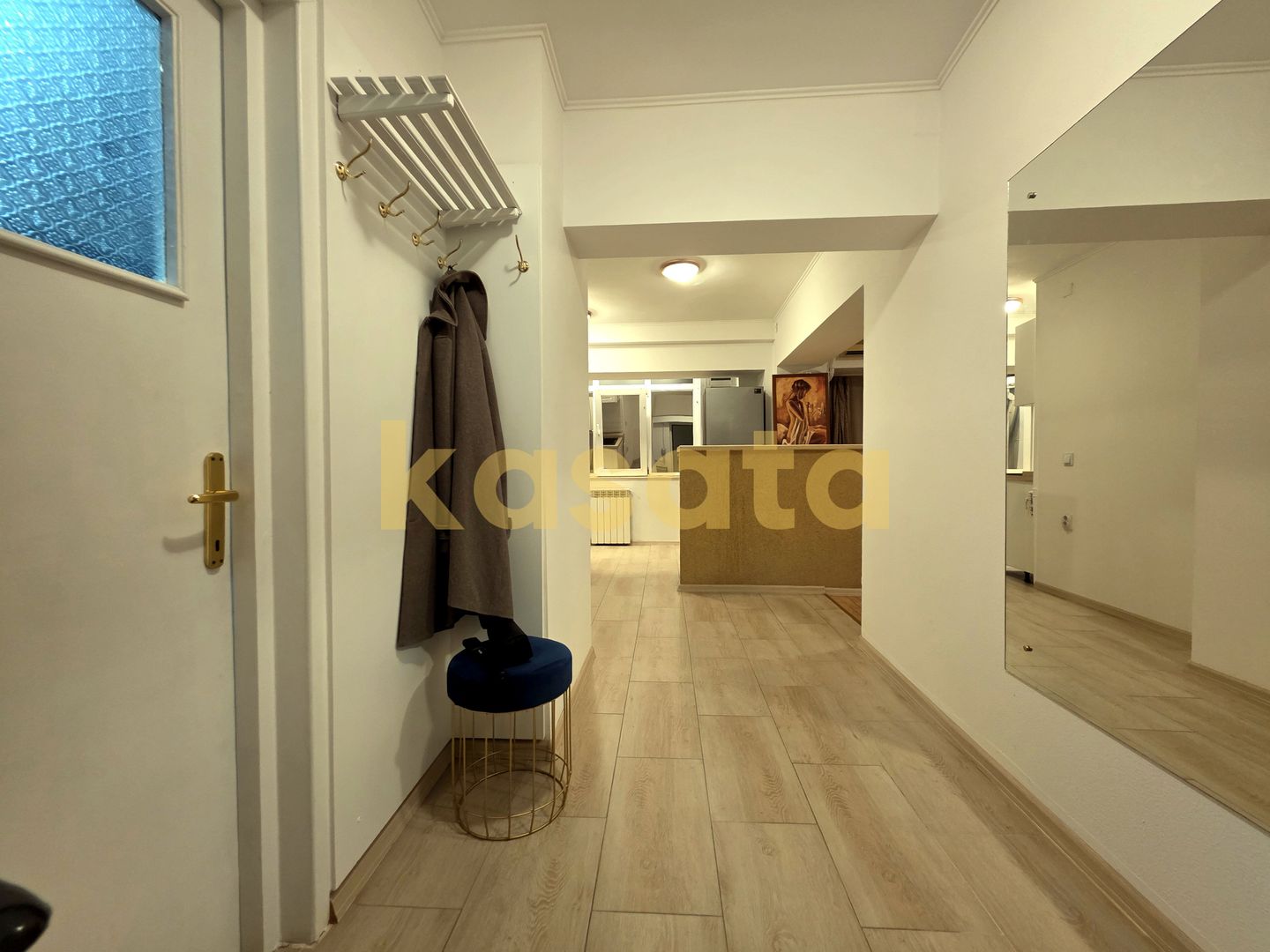 Garsonieră spațioasă Bd. Unirii | Etaj 5/8 | Pază | Vedere liniștită | - Poză 9