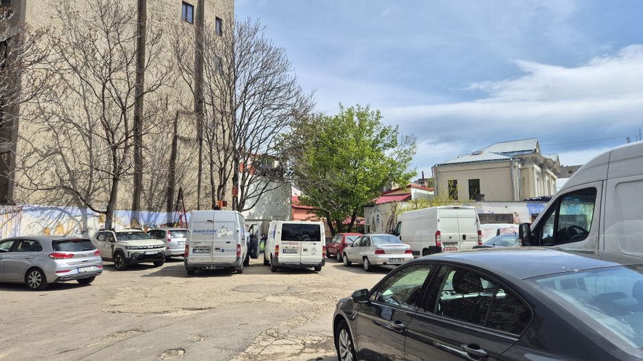 Teren ultracentral 296 mp Universitate - Poză 1