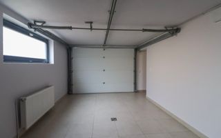 Vila deosebita cu 6 camere in Zorilor si teren de 760 m2 - Poză 24