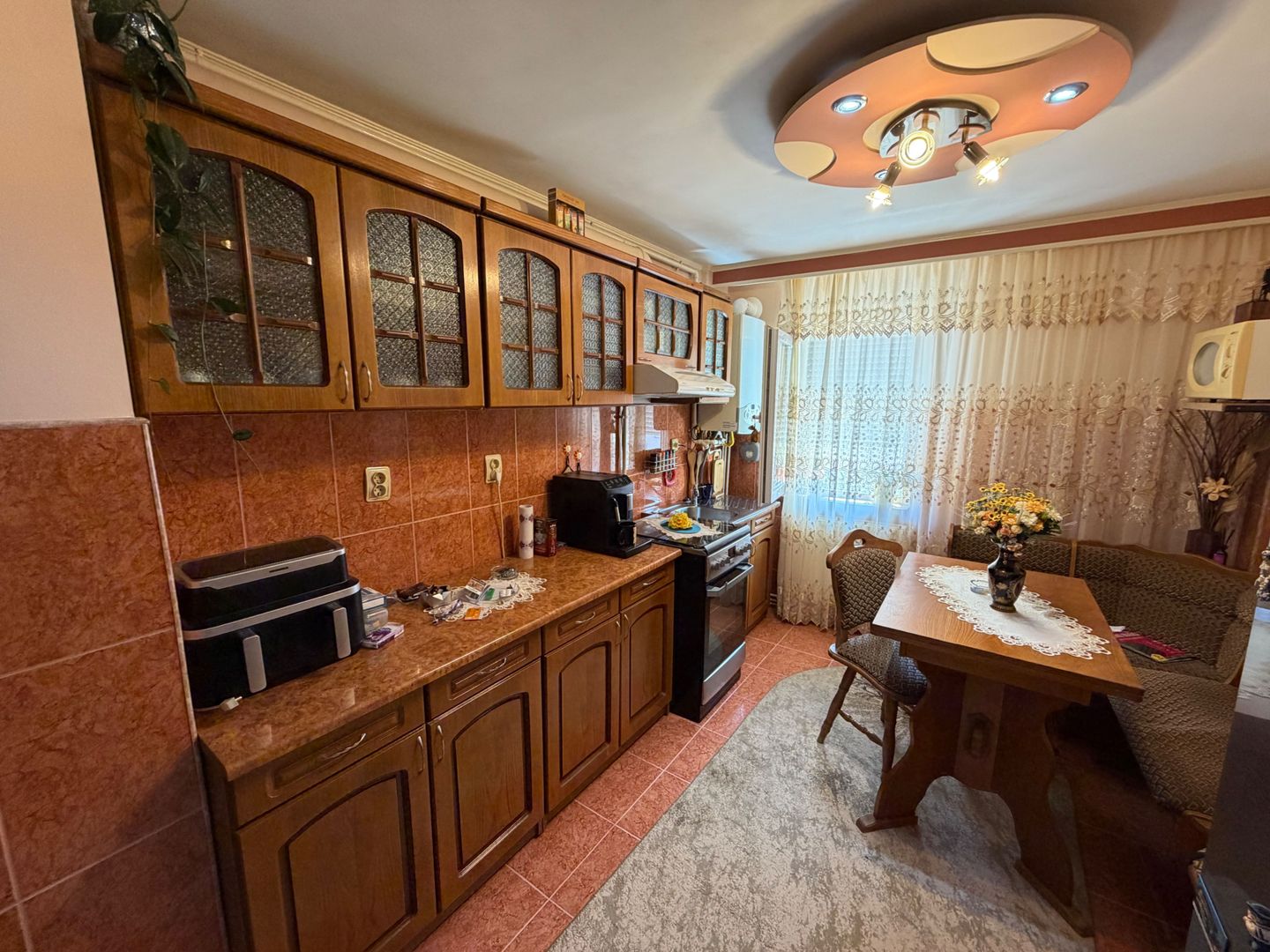Apartament 2 camere, decomandat  - Cugir - Poză 3