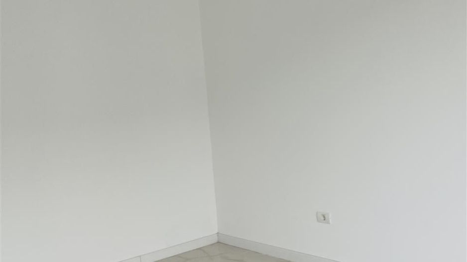 Casa P finisata zona Oncea - Poză 9