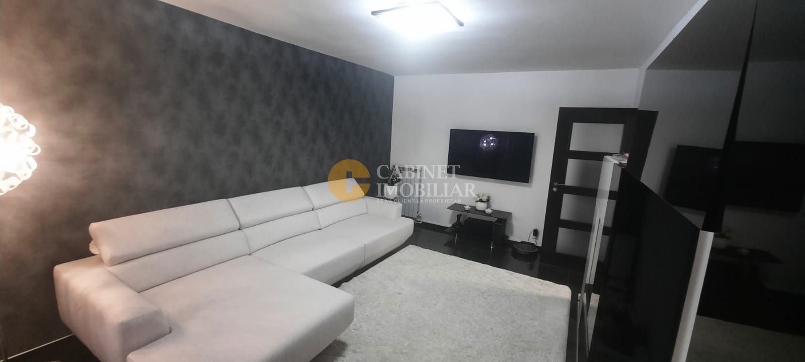 3 Camere Decomandat - Etaj intermediar -  71 mp - Zona Galata - Poză 1