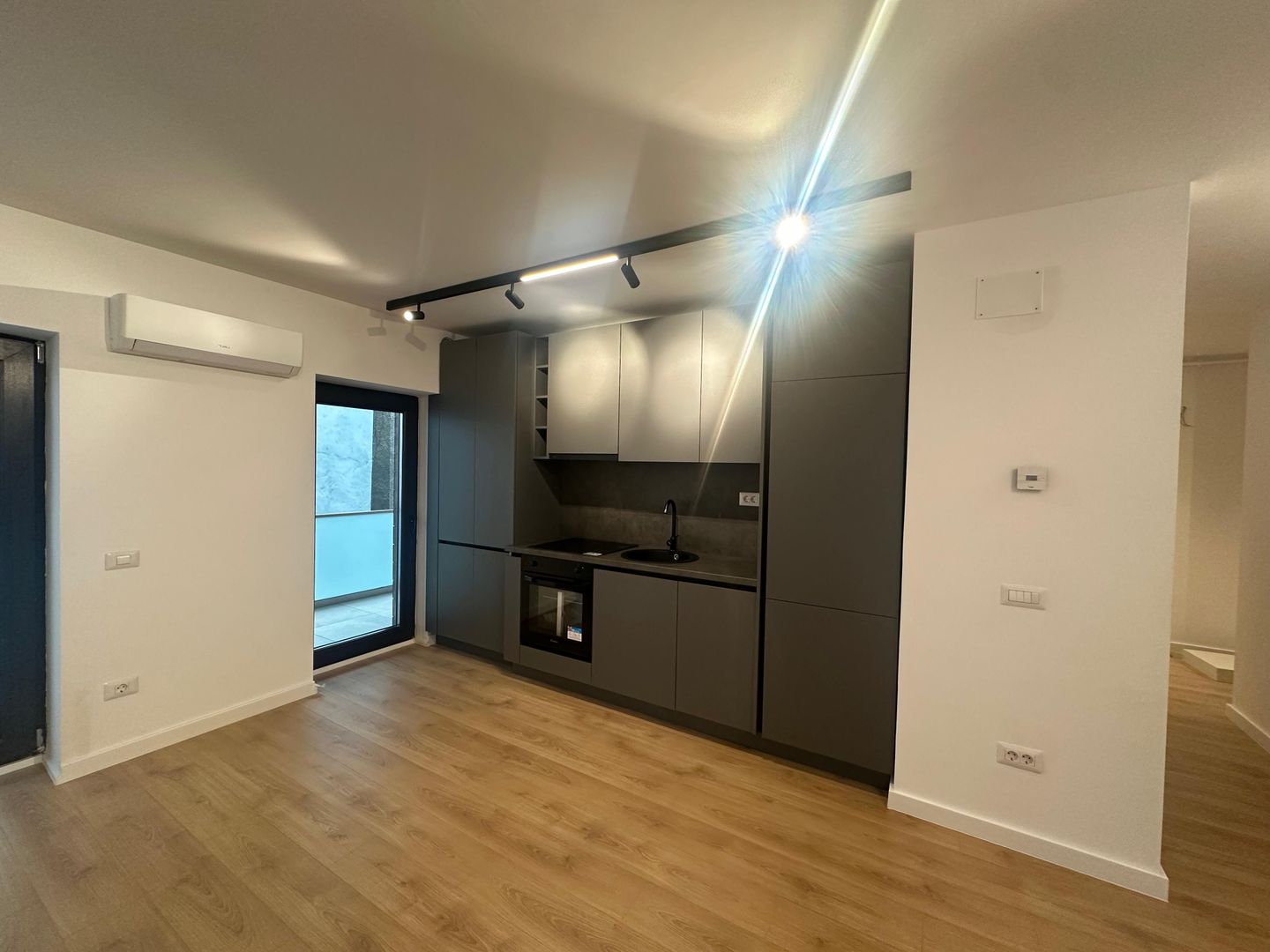 Apartament 3 camere de inchiriat Victoriei - Poză 9