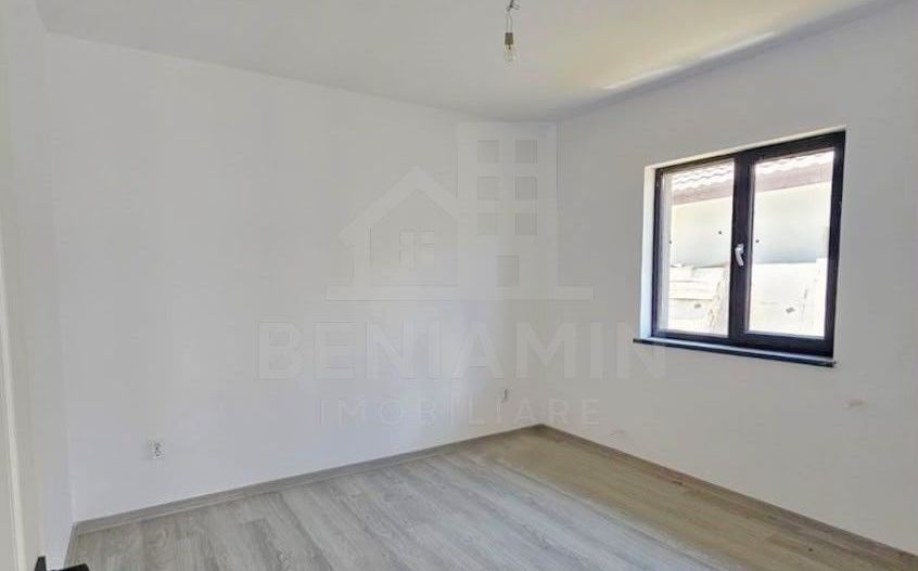Casa Isalnita-La Cheie-2026-80mp Utili-322mp Teren-Toate Utilitatile - Poză 4