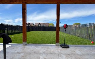Casa moderna,4 camere, pompă de căldură si panouri fotovoltaice - Poză 5