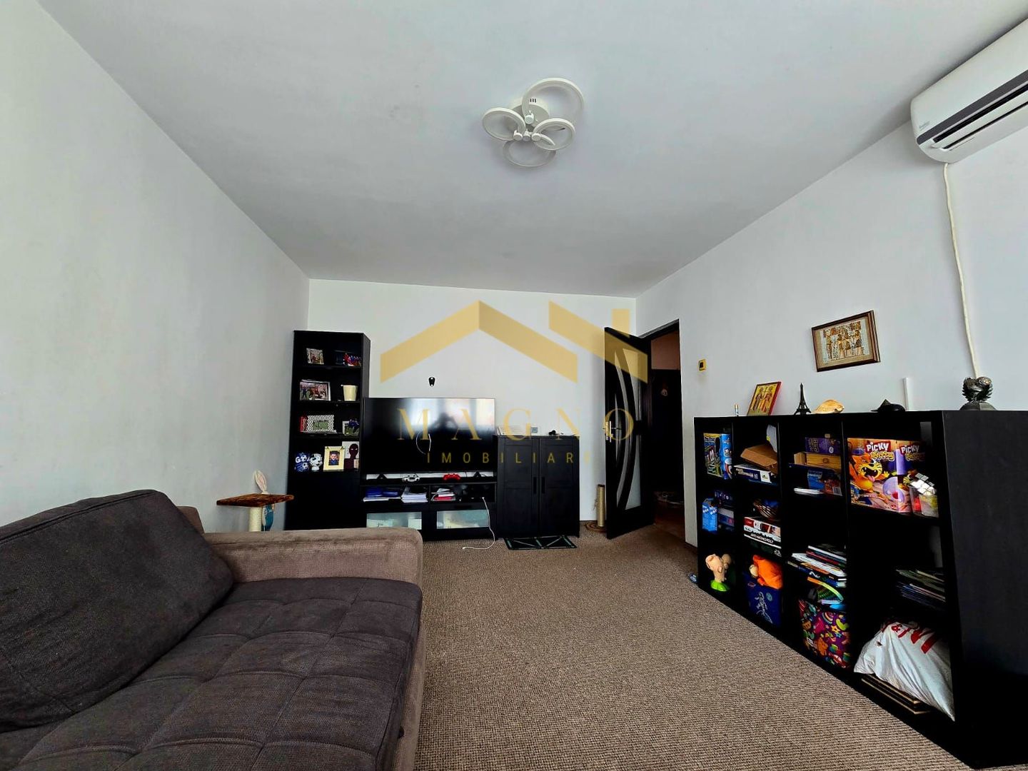 Apartament 3 camere Zona Intim / Banu Maracine - Poză 2