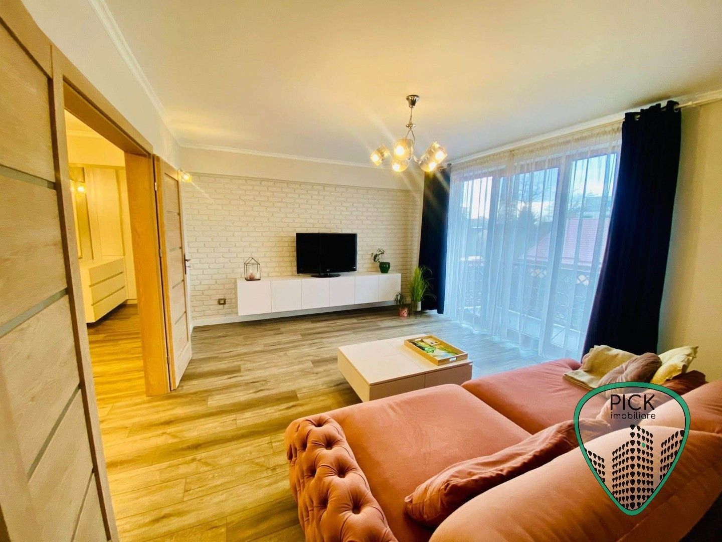 P 4243 - Apartament cu 2 camere în Târgu Mureș, Zona Central - Poză 9