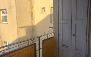 BRASADAS vinde ap 3 cam etaj 4/4 in Micro 16. - Poză 7