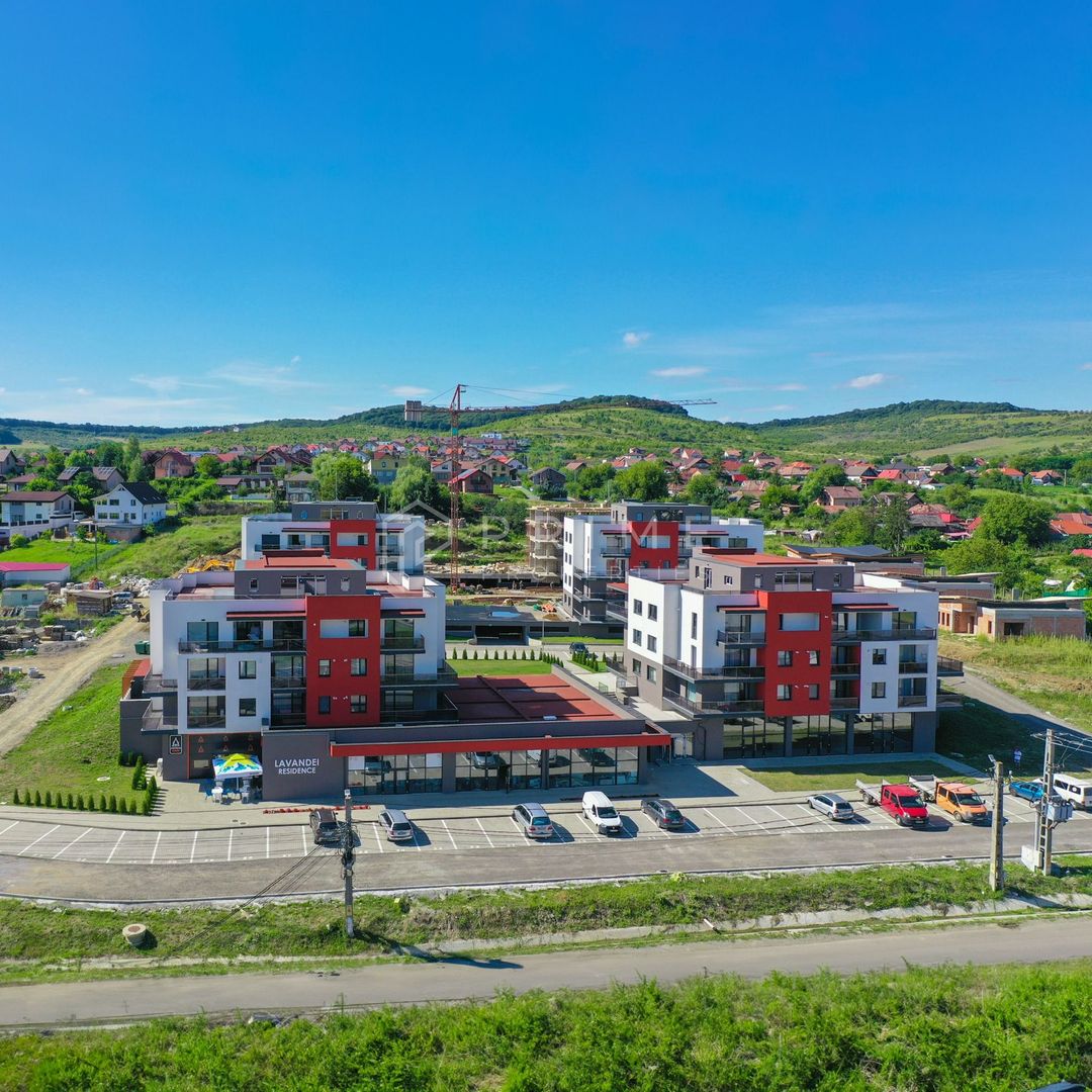 Apartament modern cu 3 camere, bloc nou cu lift și parcare privată - Poză 9