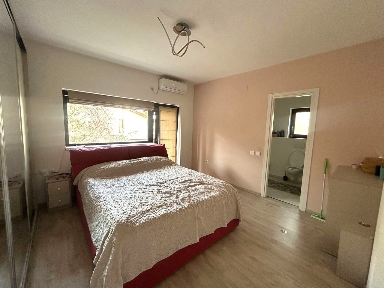 Vilă de vânzare | Bucurestii Noi | 5 camere | Garaj - Poză 3