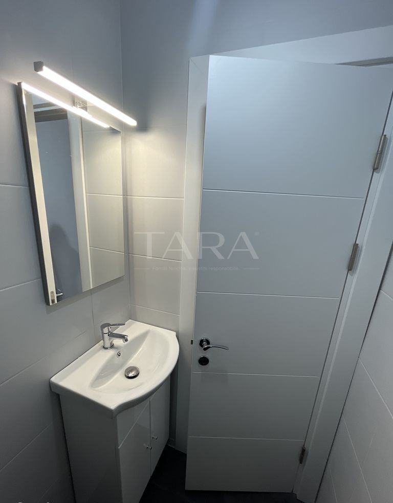 Garsonieră modern renovată în Mănăștur - Poză 7