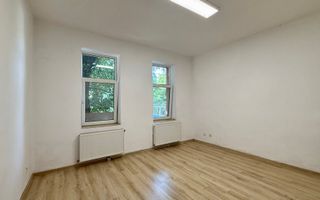 IMOBIL CU MULTIPLE DESTINATII - Poză 1