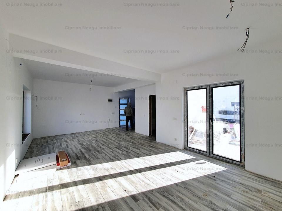 Vila moderna 4 camere, zona Prundu, Valea Geamana - Poză 17