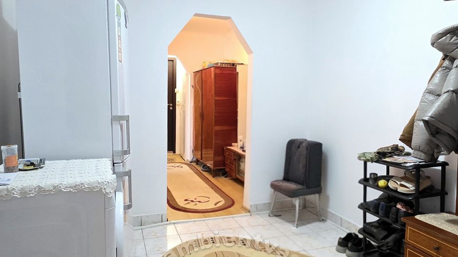 Apartament cu 3 camere, etaj 4, VASLUI - zona CARTIER; - Poză 4