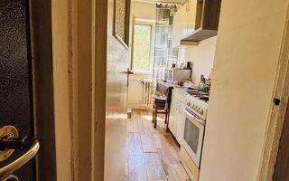 APARTAMENT CU 2 CAMERE SEMIDECOMANDAT ZONA NUFARUL - Poză 6