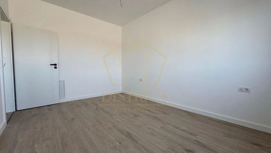 Duplex spatios cu 5 camere | Mosnita Noua - Poză 3