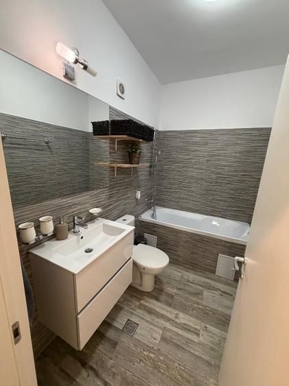 Apartament 2 camere 1 Mai / Loc de parcare - Poză 10