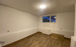 Spatiu comercial 50 mp- ideal birou/salon/cabinet- Zona Centrala - Poză 5