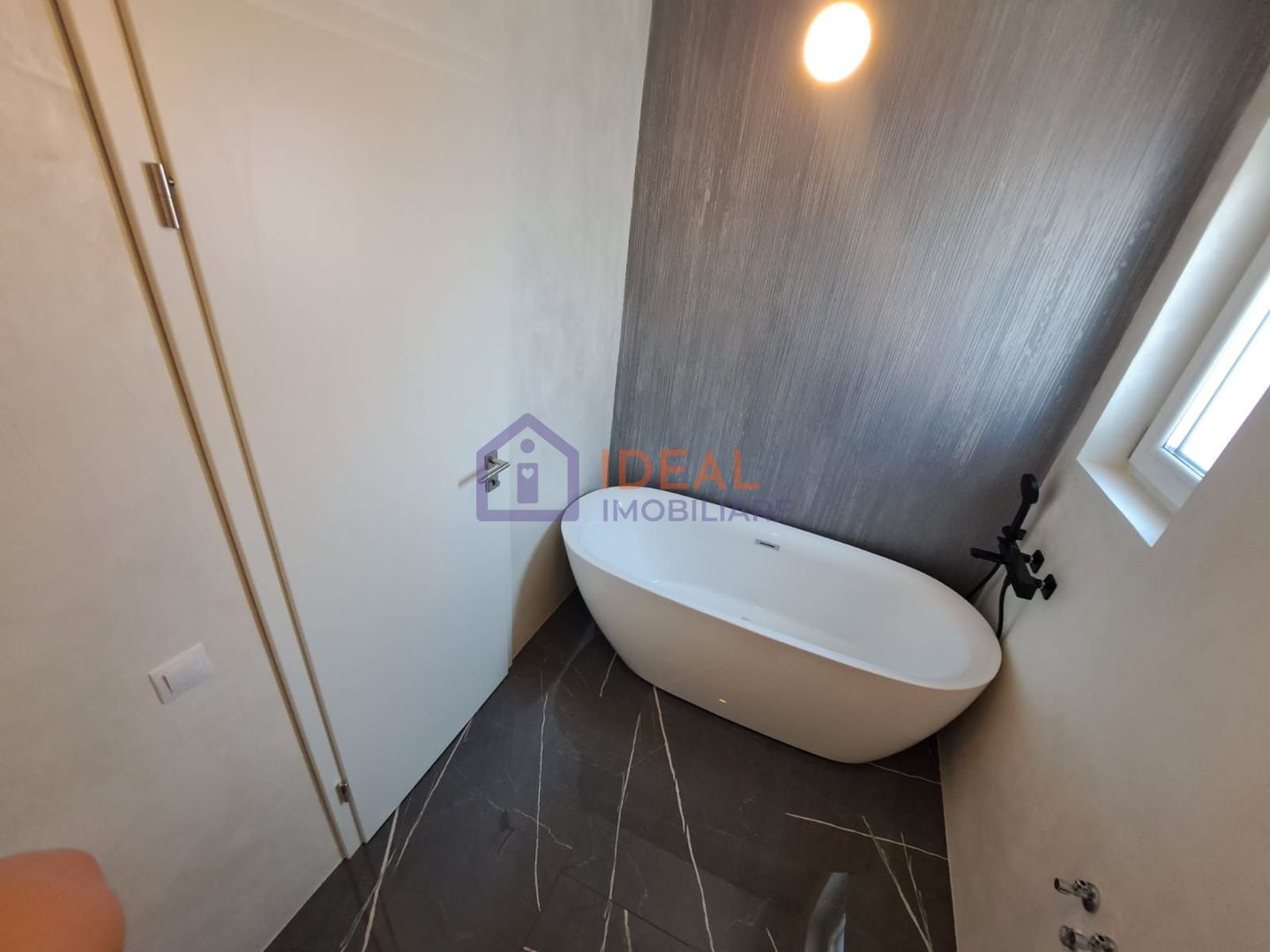 Casa Tip Duplex cu 4 camere, si gradina in Cartierul Arhitectilor - Poză 13