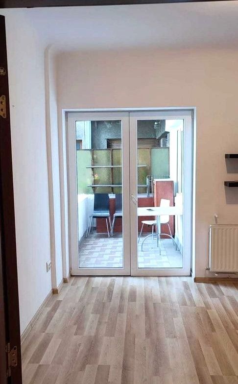 Apartament  de închiriat | 4 camere | Universitate - Poză 1