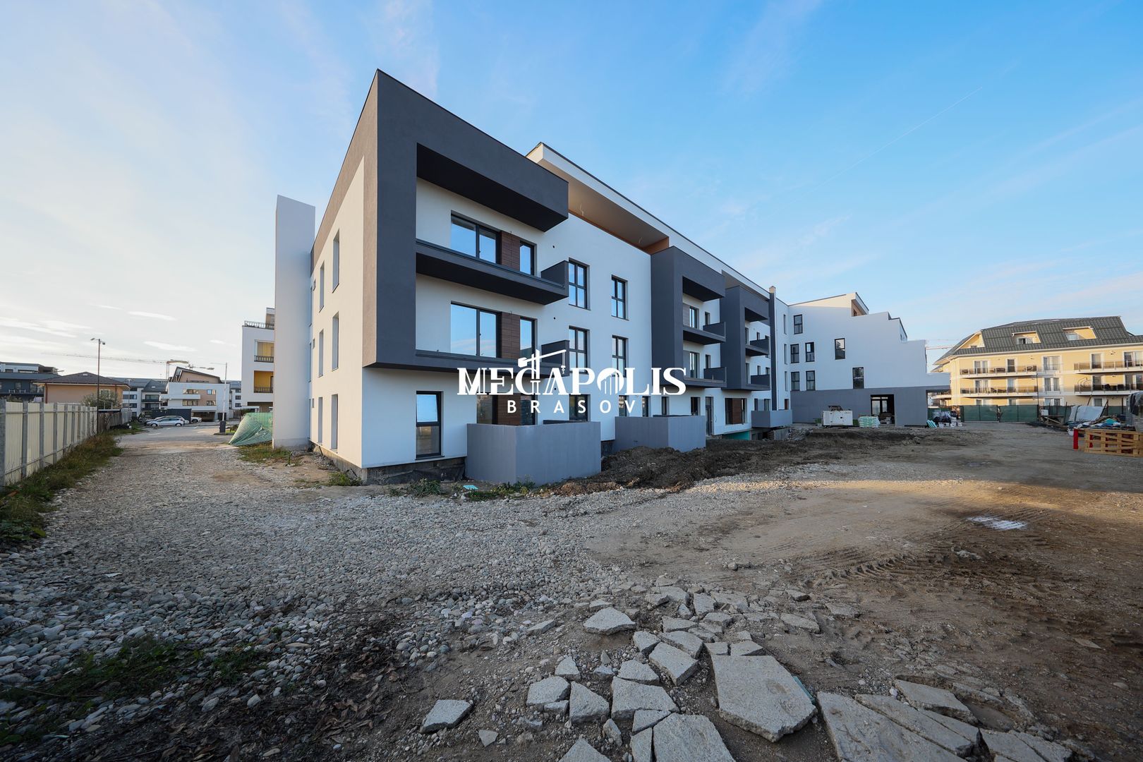 2M ESTATE - Poză 14