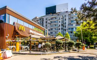 3 camere Dristor lângă McDonald’s, 2 băi cu geam, decomandat,  0% comision - Poză 1