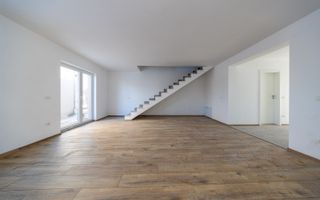 Casă modernă cu curte privată, aproape de Brașov – Cartierul Izvor - Poză 1