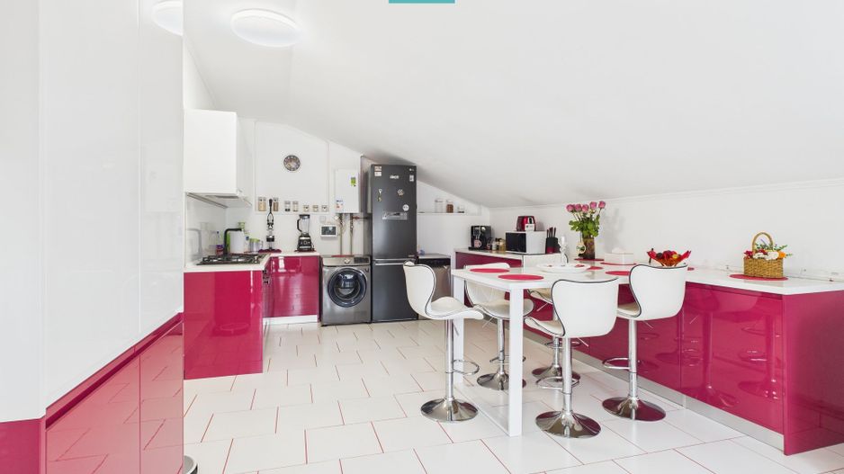 Casă exclusivistă cu 4 camere, în Secusigiu, Arad - Poză 12