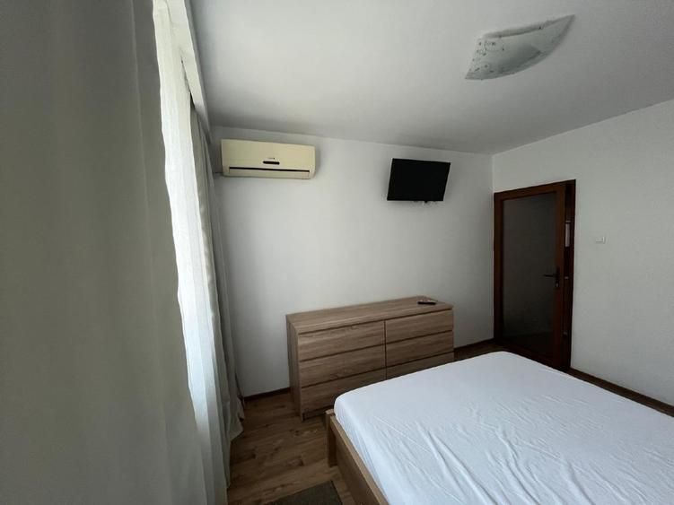Apartament decomandat de 2 camere in zona Romancierilor - Poză 4