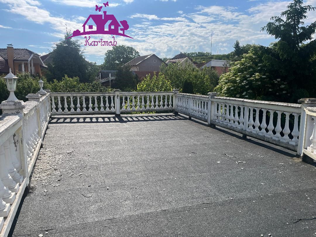 Casa zona Spitalul Judeten - Poză 18