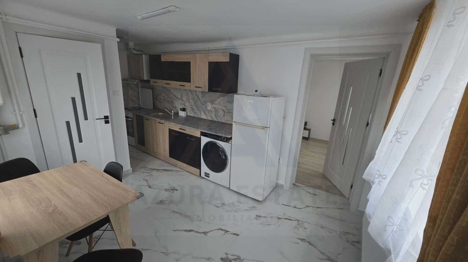 Garsoniera moderna la casa cu curte prima inchiriere in zona Strand - Poză 4