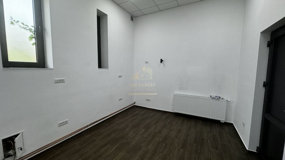SPATIU COMERCIAL DE INCHIRIAT, 20 MP, ZONA CENTRALA, CAMPULUNG - Poză 4