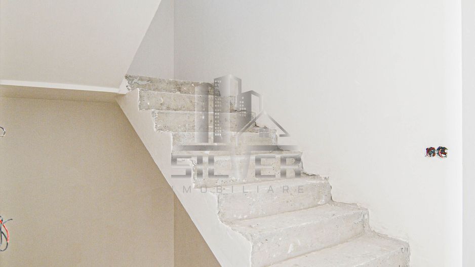 Casă tip duplex, impresionantă pe 4 Niveluri cu Panorama Deosebită - Poză 14