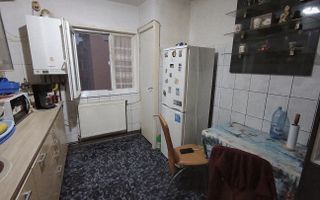 Apartament 2 camere Dambovita cu centrala - Poză 3