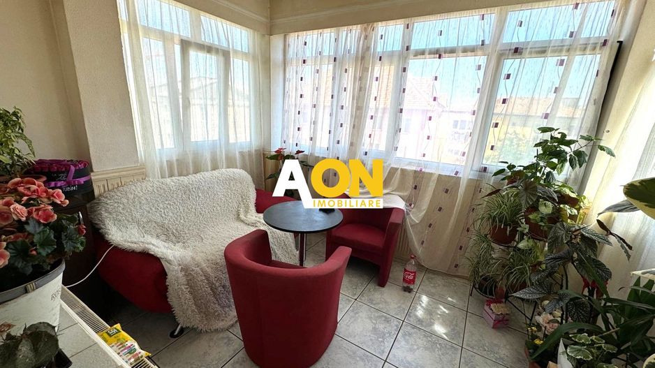 De vanzare apartament 3 camere, Cetate, zona B-dul Transilvaniei - Poză 13