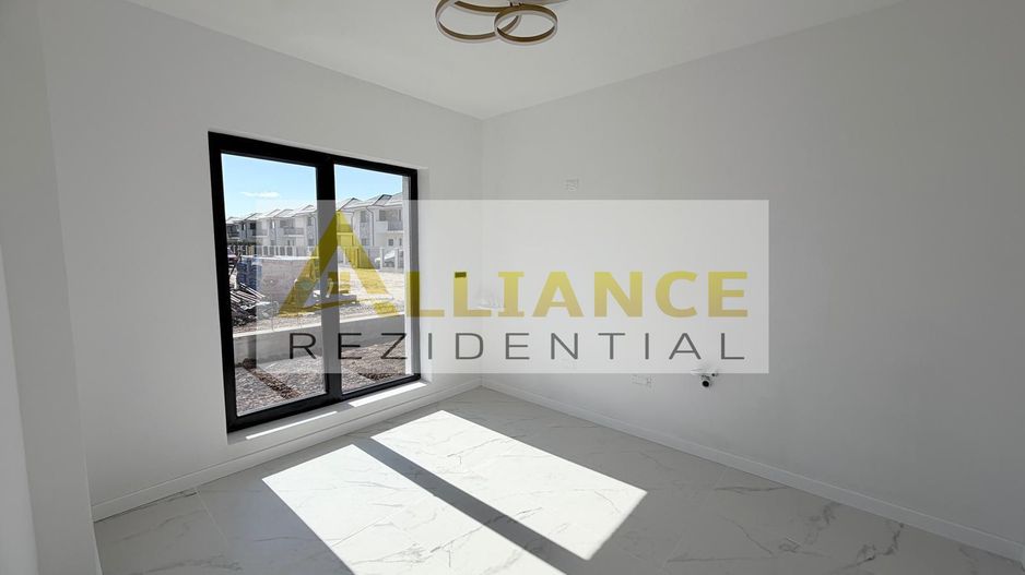 Casa Individuala - 4 camere - 3 bai - 300mp teren - Poză 13