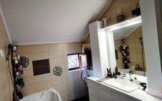 Apartament cu 3 camere in Dumbravita complet mobilat si utilat - Poză 11