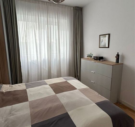 Apartament 2 camere Stefan cel Mare complex C-entral - Poză 12