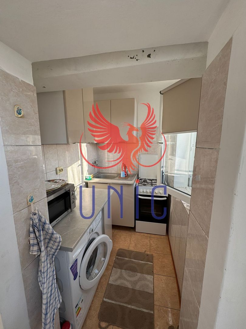 3 camere semidecomandate - 59 000 Euro - Poză 9