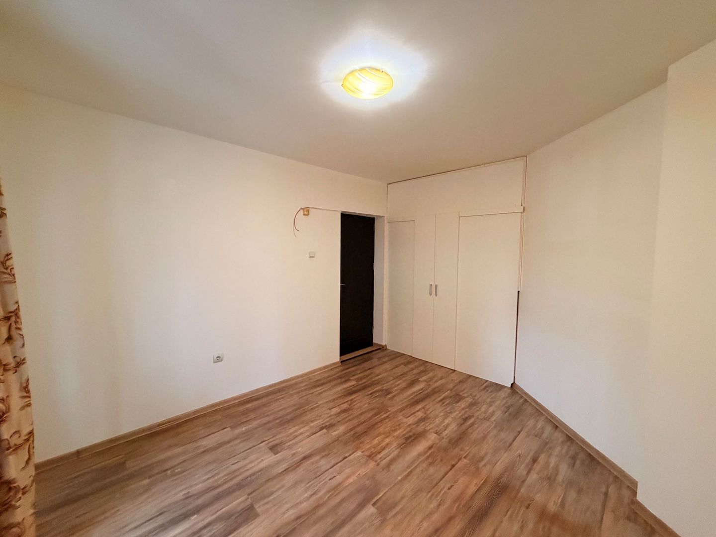 | Apartament de Inchiriat | 3 Camere | Dr.Taberei | Bloc 2015 | - Poză 2