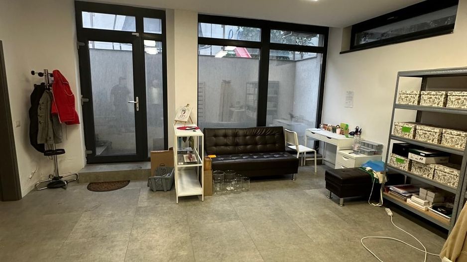 Inchiriere Spatiu in Vila,Metrou Aparatorii Patriei - Poză 3