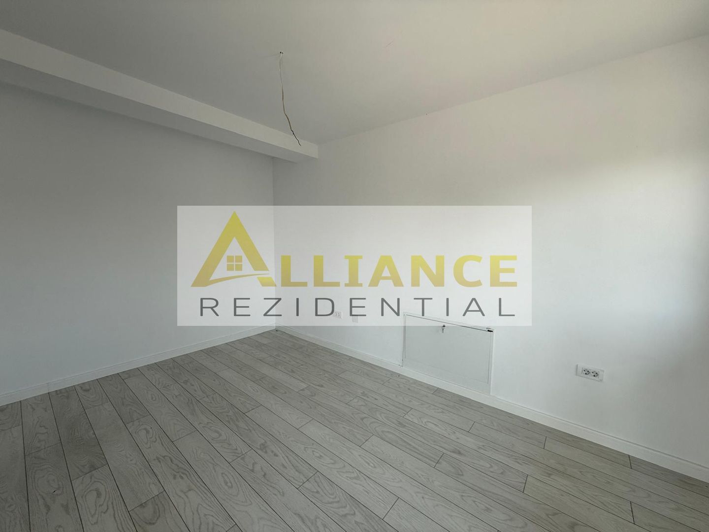 Casa individuala P+1E || 4 camere 2 bai  || 247 mp teren || - Poză 5