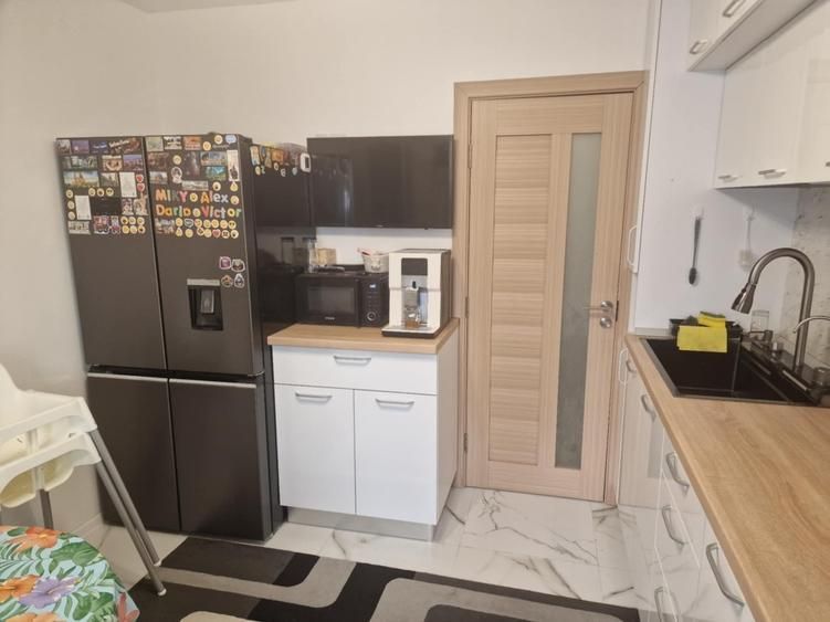 Apartament la vanzare - Poză 3