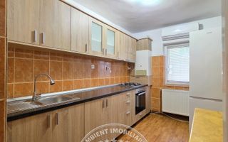 Apartament cu 2 camere, ETAJ 1, mobilat și utilat, VASLUI - zona RACOVIȚĂ; - Poză 2