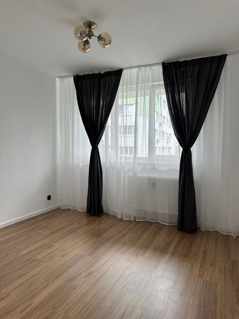 De vanzare bApartament 2camere  Ion Mihalache  sect 1 - Poză 2