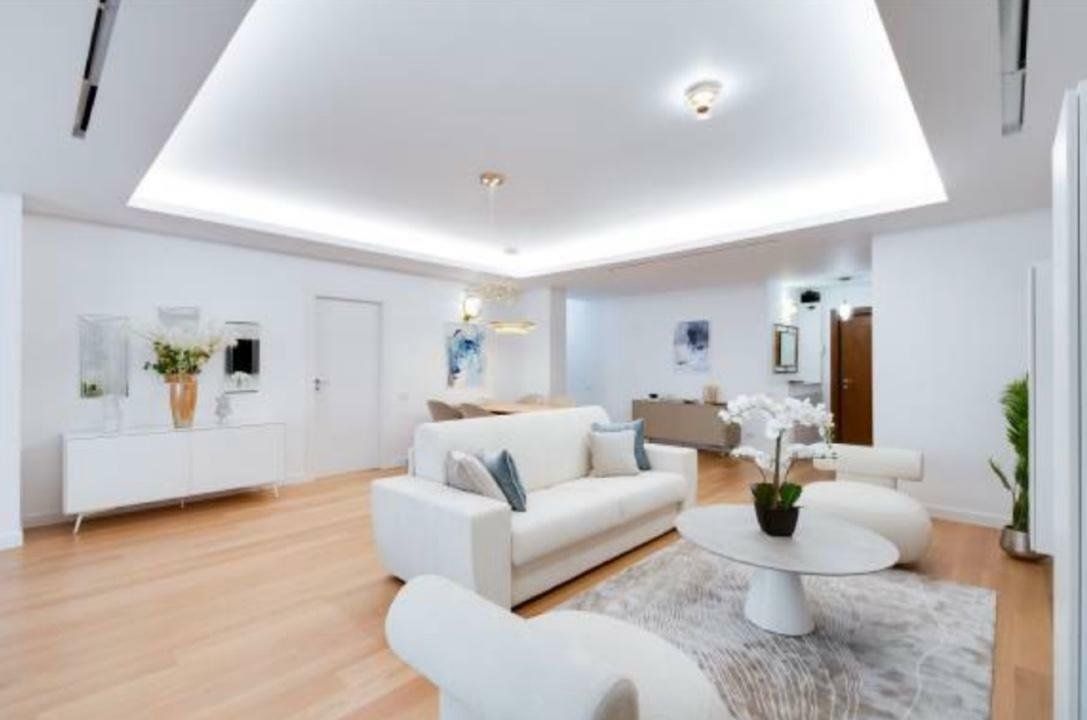 Apartament spatios de vanzare | Herastrau 2 camere + logie - Poză 2