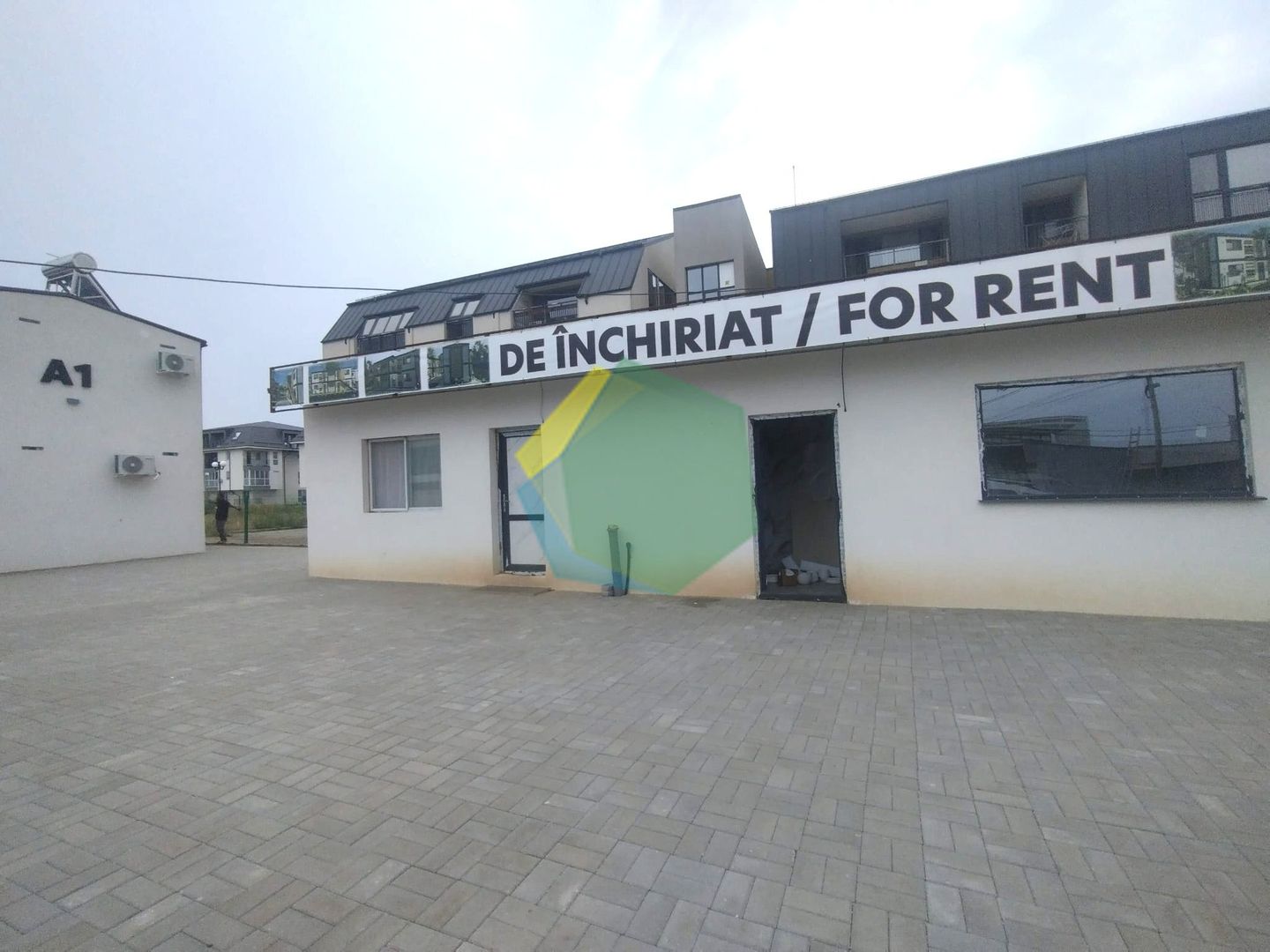 Spațiu comercial de închiriat în Otopeni – Ideal pentru magazin - Poză 2